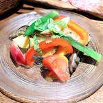 ヴィネリア・タユート - 夏野菜のマリネ