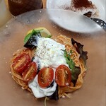 ポポラマーマ - かは解りませんでしたが…。先代のマスコットキャラは"ポポおばさん "と云って、ポポラさんより少し、お姉さんの様な雰囲気です。エプロンが赤くて…。ポポラさんの風船、欲しいなァ～。風船今ほんと見ないなァ…