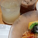 ポポラマーマ - と検索しまくりマシタが結局そのママで慣れない中文字を入力してイマスですワ…っ！何かいきなり、重宝していた某アプリが使えなくなったシ。複数の窓を開きながら作業する時の画面の切り替えが3Dになるのは何故…