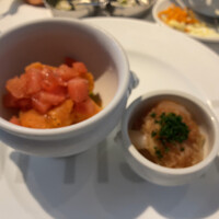 レストラン アルティザン（restaurant Artisan） - ガスパチョあて小エビのカクテルソース、スイカ添え