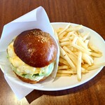 パスタイム - チーズバーガーセット