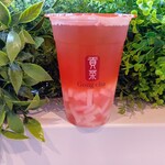 ゴンチャ - ドリンク写真:ドリーミーピーチティーエード+ナタデココ