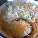 札幌ラーメン 武蔵 本店 - しっかり混ぜて、戴きま〜す