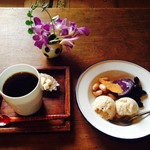 ムシャリラ・ムシャリロ - 料理写真:tippinさんでのイベントにて…
カレン族の珈琲。タイノアイスクリーム。
