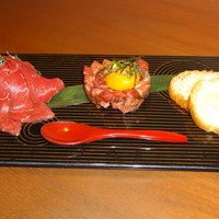 生粋 - 赤身の御刺身・ユッケとブルスケッタ