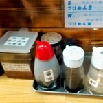 南房総ラーメン 味乃一 - 料理写真:卓上調味料