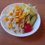 WEST - 料理写真:皆に　サラダ　飲み物　つきます