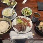 たんや 善治郎 牛たん通り店 - 