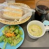 ベーカリー＆カフェくもい