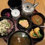 24/7 cafe apartment - 