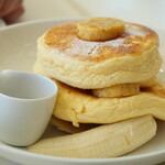 bills - バナナのスフレパンケーキ