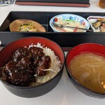 ニューみよし - 