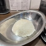 オイシイカレー - ライス少なめ