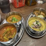 オイシイカレー - リッチサンバル、ポーク　鯵の冷汁、新茶チキン