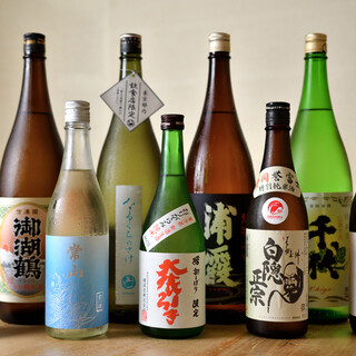 女将厳選の地酒が常時15種以上。【隠し酒もあり〼】