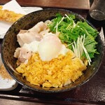 武蔵野うどん じんこ - 温玉ぶっかけうどん