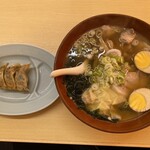 おもだかや 女池店 - デラックス➕手作り餃子