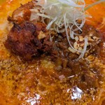 デニーズ - 担々麺Neo分離の魔力、アップ