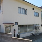 KitchenHaru - 駐車場はお店の敷地内