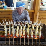 杉ケ瀬ヤナ - ２０１４年。炭火の遠火！毎年この風景がたまりませんね