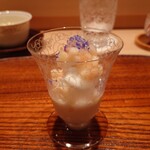 伯雲 - 山梨県産の白桃とヨーグルトのアイス