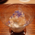 伯雲 - 山梨県産の白桃とヨーグルトのアイス