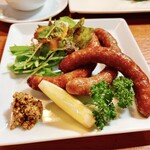 丸太小屋レストラン  びんずる - 清川恵水ポークの生ウインナー