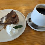 珈琲農園直営店　mol cafe - 