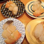 南房総 やまと寿司 - 活貝3貫　赤エビ