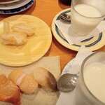 南房総 やまと寿司 - 活貝3貫　白粒貝　杏仁豆腐