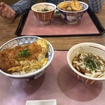 かかし - 料理写真:ロースカツ丼麺セット