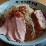 ラーメン 豚まる - 料理写真:ラーメン（並）＋八幡平ポークレアチャーシュー4枚