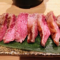和食 いぶり別邸 有楽町店 - 旨そうでしょ？（ちょいスジあるけど）