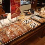 もあ 小麦館 - 陳列棚の様子⑤。