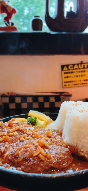 Rest Area JiZi（レスト　エリア　ジジ） - 釧路（ハンバーグ）の写真