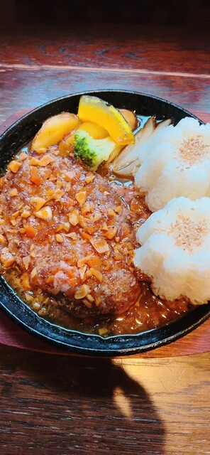 Rest Area JiZi（レスト　エリア　ジジ） - 釧路（ハンバーグ）の写真