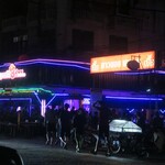 New Cow Boy Pub - 外観_夜