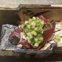 天ぷらあら木 - 鰹たたき 夏野菜ジュレと山葵
