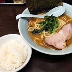 人形町らーめん いなせ - らーめんにランチライス付き ちょうどよい量