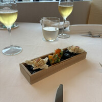 ベージュ アラン・デュカス 東京 - 