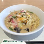 リンガーハット - 料理写真:長崎ちゃんぽん（麺1.5）900円