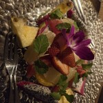 es ROOFTOP GARDEN BAGUS - 