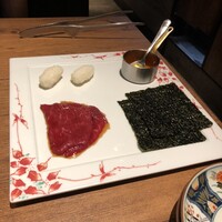焼肉 うしみつ 恵比寿本店 - コースのみ。お通しは肉寿司。