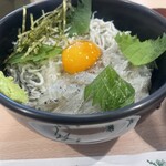 岬 丘の上食堂 - 