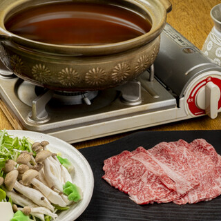 国産もち豚や平井牛の旨みを京番茶出汁で引き立てたしゃぶしゃぶ