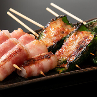 地元北海道で愛される、旬素材を活かした串焼きを味わう！