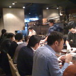 八重洲 とよだ - カウンター席