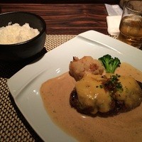 旬菜ステーキ処 らいむらいと - らいむらいと風チーズハンバーグ(200g)