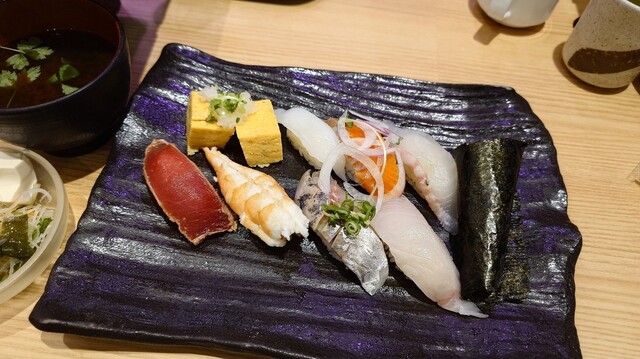 回転寿司 すし丸 潮見店 - 潮見/回転寿司 | 食べログ