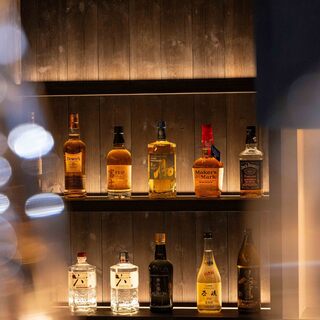 料理を彩るこだわりの一杯：厳選ドリンクラインナップ